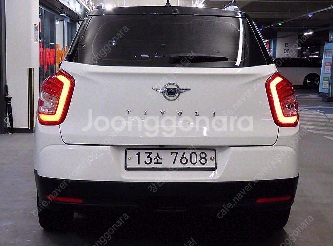 ★특가★ 570만원 2017년식 138,000Km KG모빌리티(쌍용) 티볼리 에어 디젤 2WD AX--4